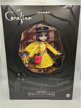 Monster High Skullector Coraline Collectible Doll in Yellow Raincoat IN STOCK